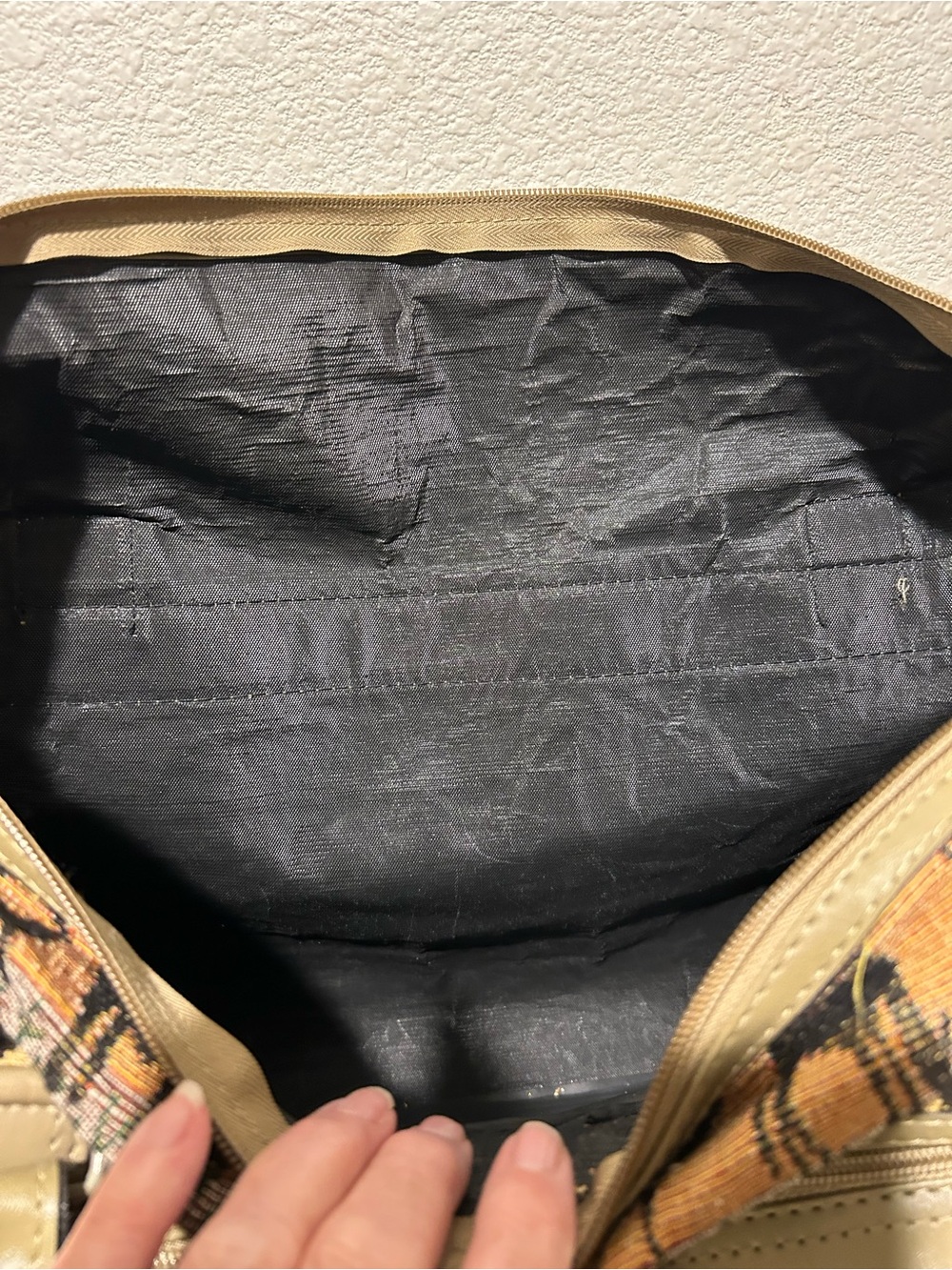 Safari-Print Travel Tote in Olive & Tan - Picture 9 of 12
